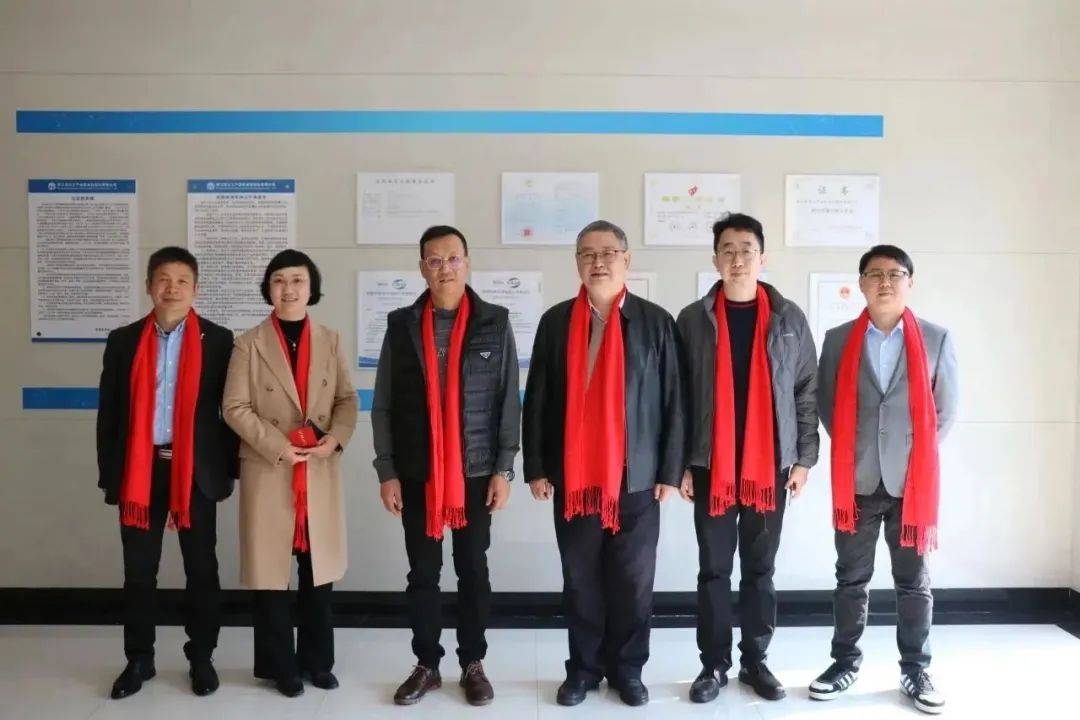 新聞簡訊丨龍馬精神年，共踏新征程